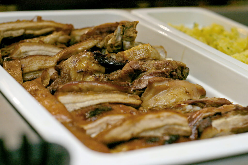 Xavin Hotel Harkány, szilveszteri rendezvény és csomagajánlat, sült húsok