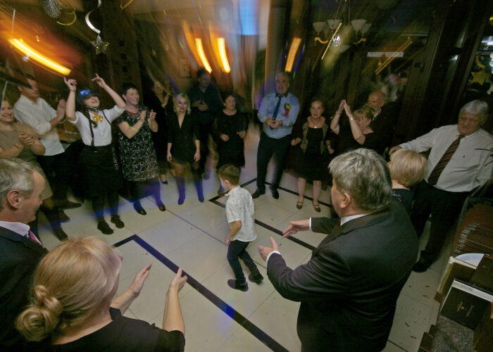 Xavin Hotel Harkány, szilveszteri rendezvény és csomagajánlat, mulató vendégek