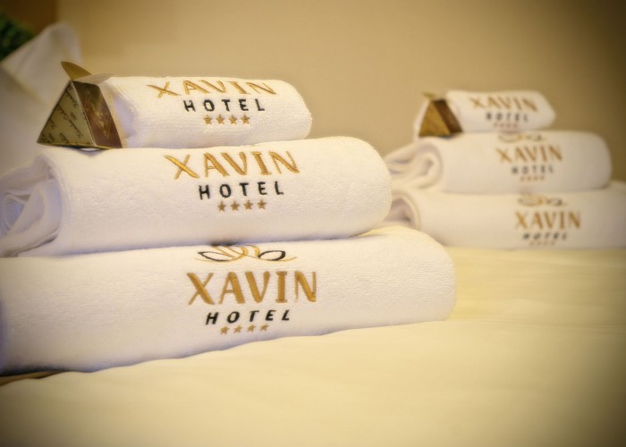 Családi lakosztály - törölközők az ágyon