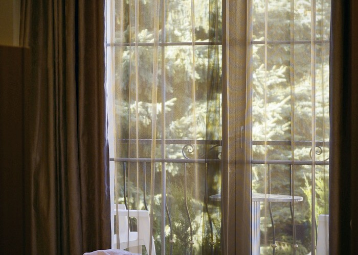 Családi szobáinkból kilátás a szálloda udvarára