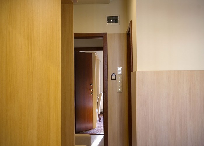 Családi szobáink másik fele, átlátás a másik szobába. - Xavin Hotel Harkány