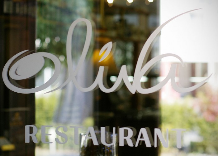 Az Oliva étterem bejárata