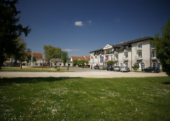 Xavin Hotel látképe