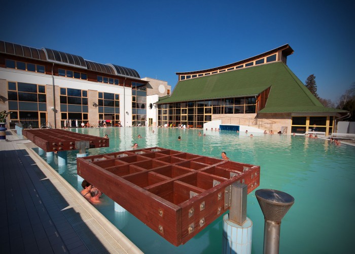 Harkányi Gyógyfürdő nyitott része