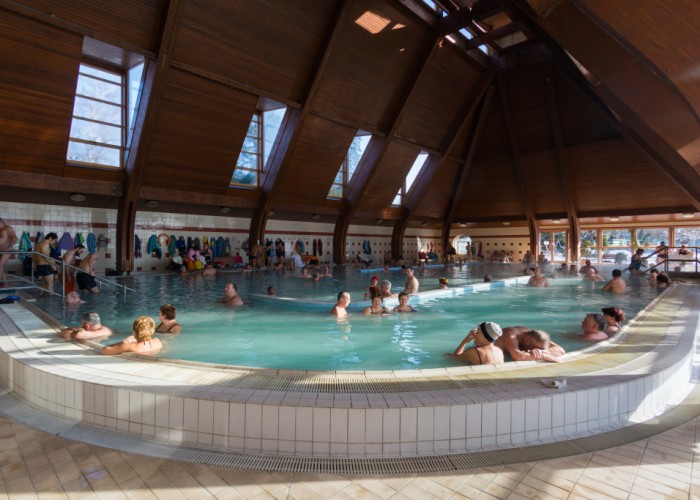 A Harkányi Gyógy- és Strandfürdő belső tere