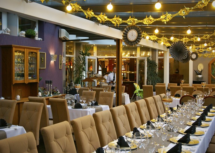 Szilveszter - feldíszített télikert