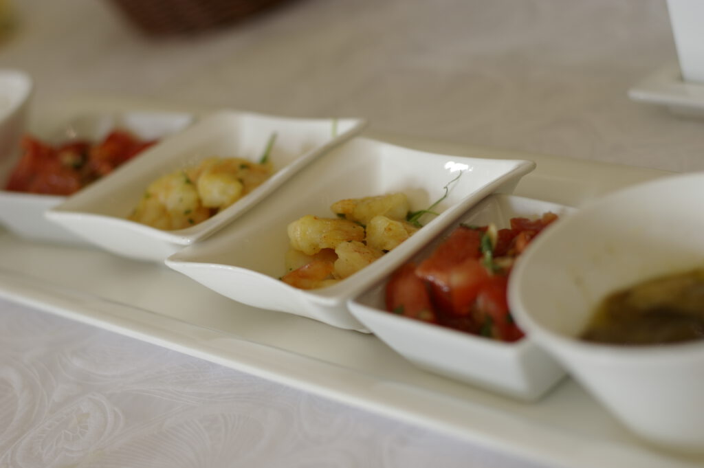 Fokhagymás garnéla, bruschetta, mint hideg előételek, Xavin Hotel Harkány
