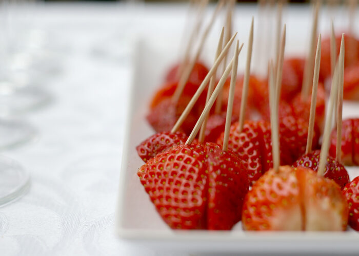 Xavin Snack and Champage Party - eper falatkák