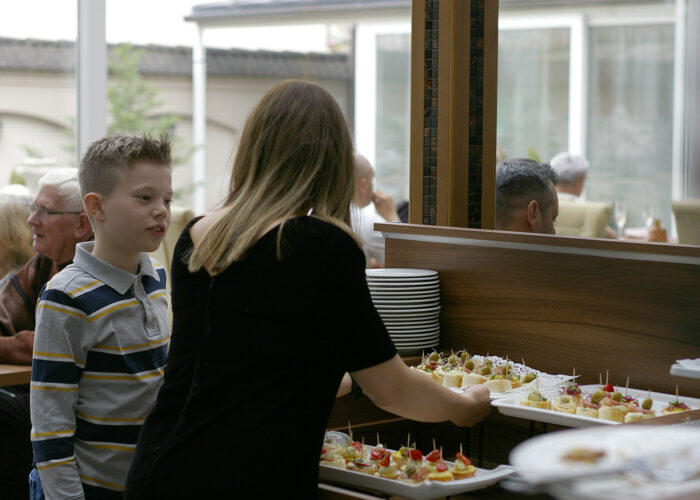 Xavin Snack and Champagne Party - utántöltés