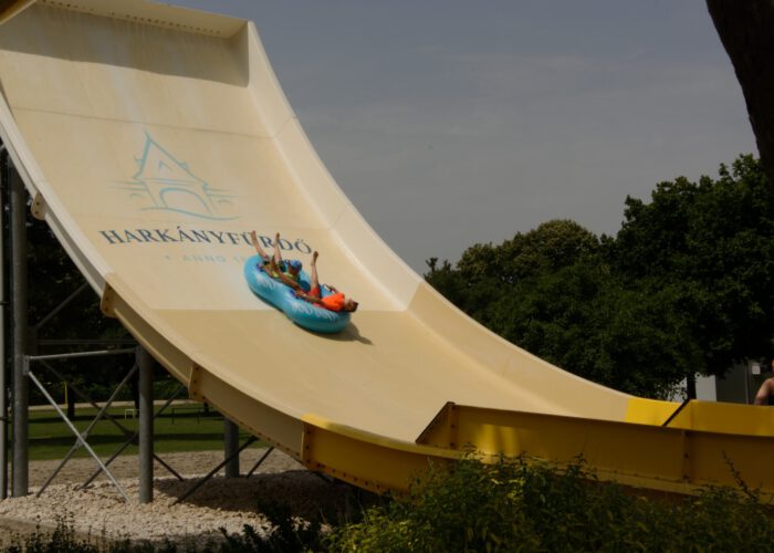 Harkányi Strand csúszdapark, matracos csúszás