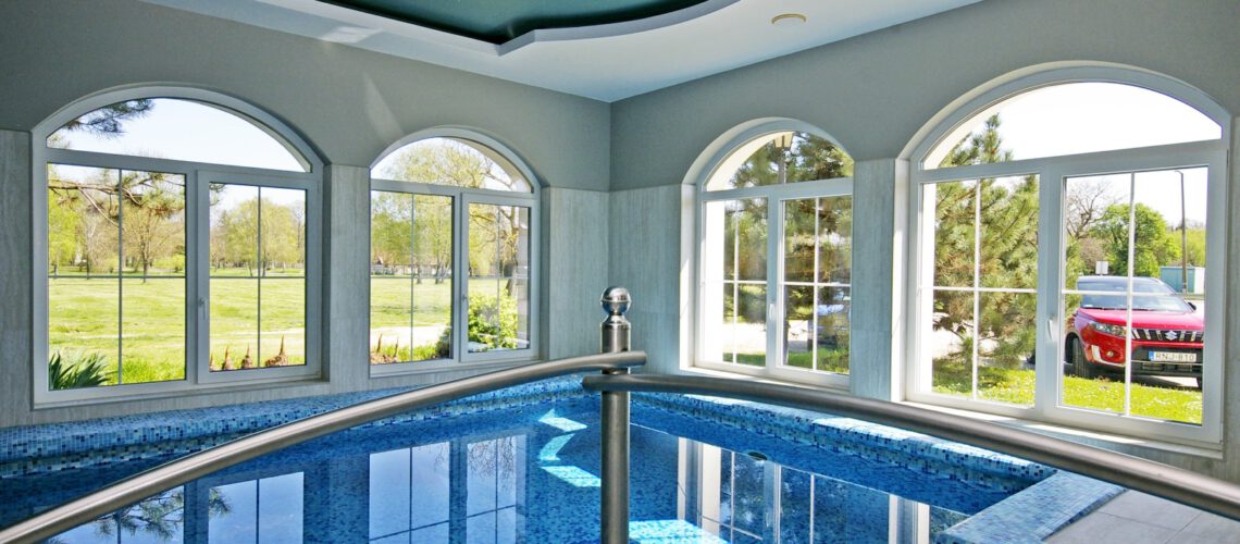 Megújult wellness részleg medence, Xavin Hotel Harkány