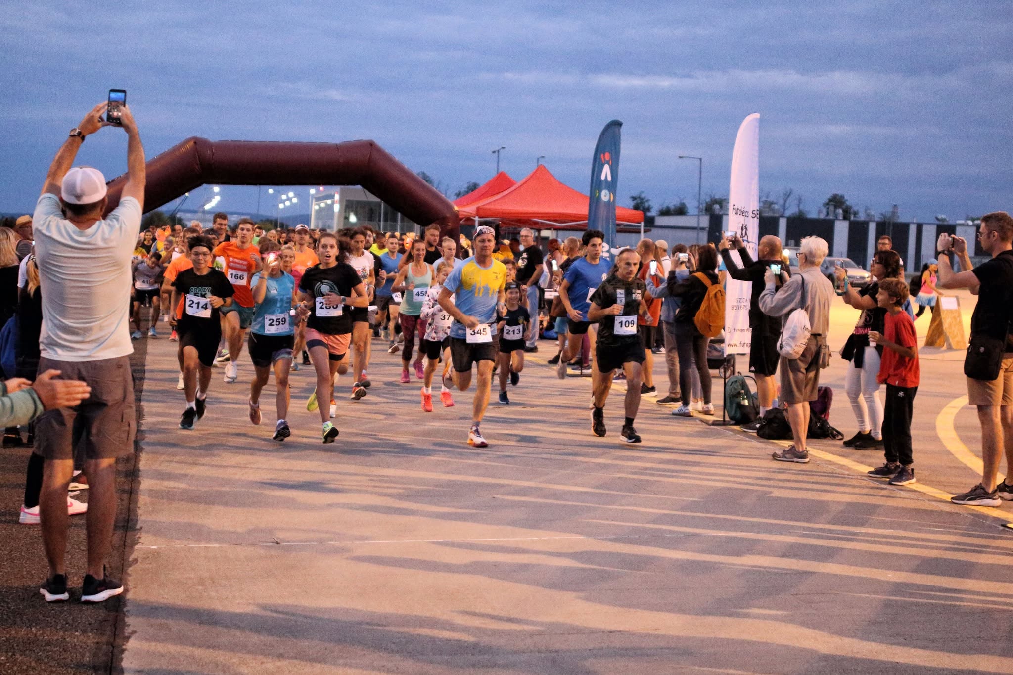 X. Pécs-Pogány Éjszakai Félmaraton